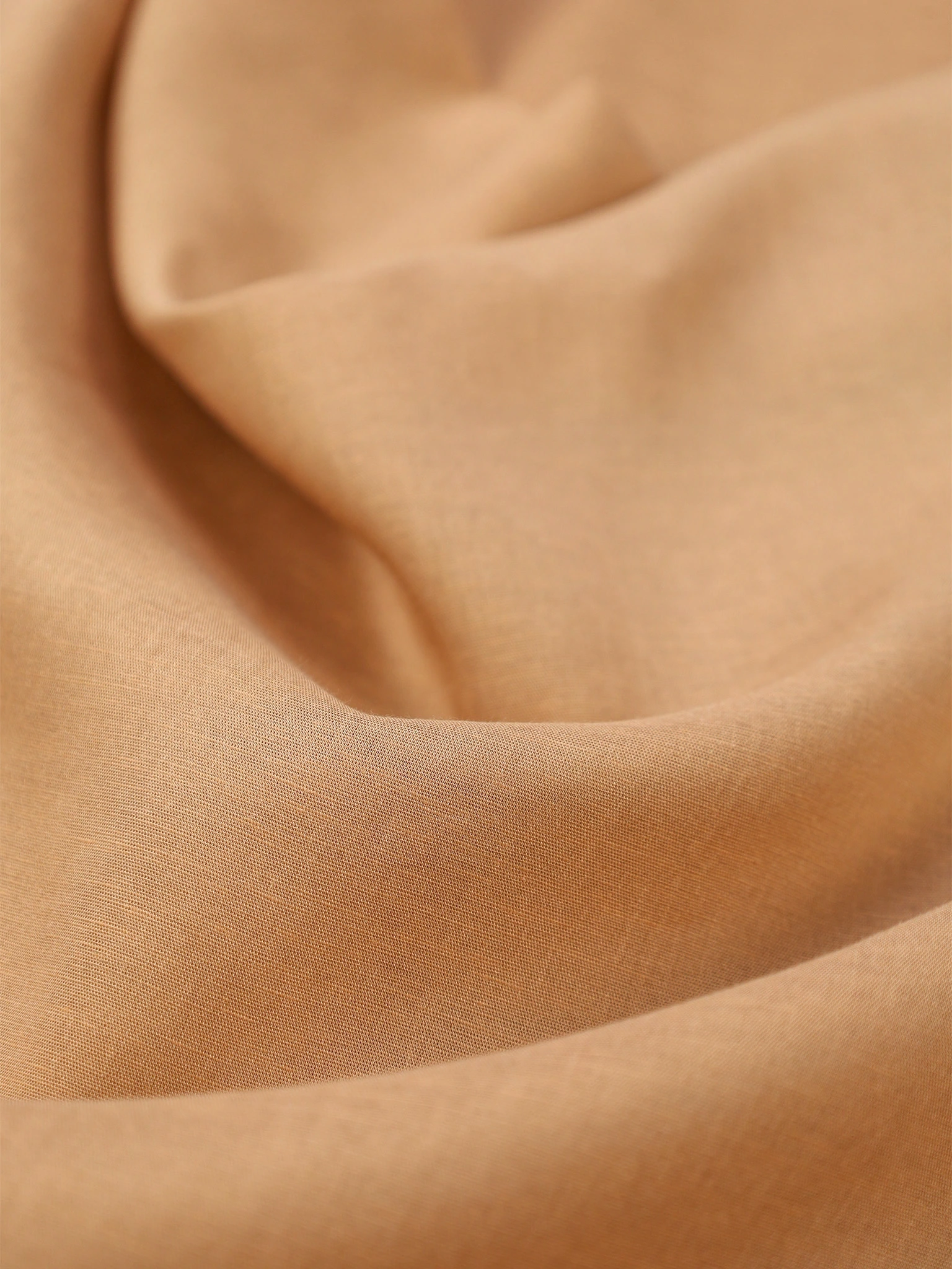 Блуза светло-коричневого цвета с поясом